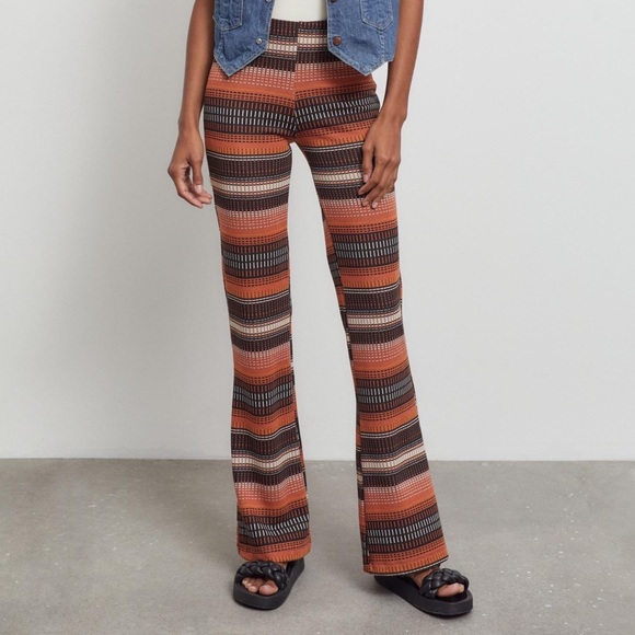 Urban Outfitters Pants - urban outfitters bryn pull-on flare pant